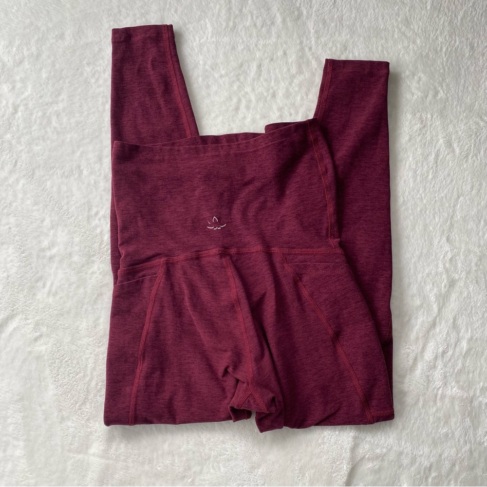Beyond Yoga Leggings Beyond the bump maroon size small side pockets maternity